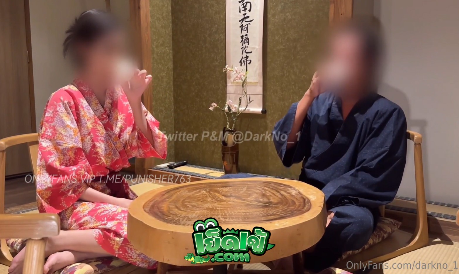 คลิปหลุด Onlyfans Darkno_1 จัดสาวคาร้านอาหารญี่ปุ่น ใส่ชุดกิมิโน ดูดควยให้  จับเขี่ยหีค่อยเสียบๆ ร้องครางลั่น กระแทกทีนมเด้ง 